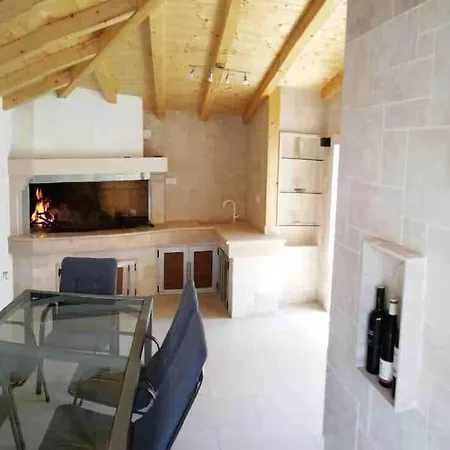 Teo's Place Appartamento *